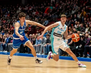 Η Σλοβενία «επέστρεψε» από το -19 και... έκλεψε το ματς από την Τσεχία