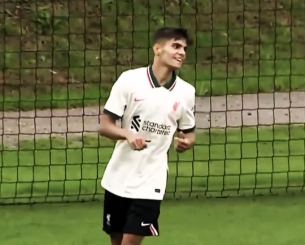 Από το ναδίρ στο ζενίθ - Που βρίσκεται σήμερα το ball boy που... βοήθησε την Λίβερπουλ με την Μπαρτσελόνα