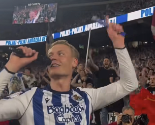 «Πάρε με στην Σεβίλλη, Όσκαρσον»: Το viral τραγούδι του Bad Bunny που έγινε σύνθημα στο «Ανοέτα» (video)