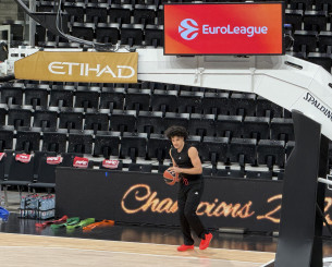 Λύθηκε το μυστήριο με το look του Ιφί - Κουρεύτηκε ή όχι; (video)