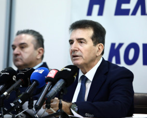 Χρυσοχοΐδης: «Υπάρχουν ενδείξεις οπαδικού υπόβαθρου στη δολοφονία του Κλεομένη»