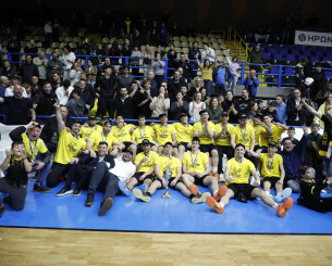 Η ΑΕΚ κατέκτησε το πρωτάθλημα ΕΣΚΑ Εφήβων έπειτα από τελικό-θρίλερ κόντρα στο Περιστέρι