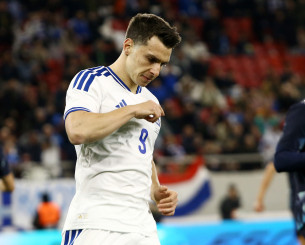 Εξαιρετική επίθεση της Εθνικής, το πλασέ του Δουβίκα μπλόκαρε ο Ολβέιρα (video)