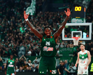 Όπως τη βίωσε εκείνος: Η επιστροφή του Λεσόρ με... μικρόφωνο σε ένα ξεχωριστό βίντεο της EuroLeague