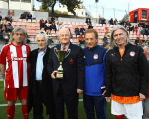 Οι Βετεράνοι του Ολυμπιακού τίμησαν την μνήμη του Μιλτιάδη Μαρινάκη (photo-video)