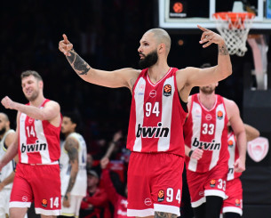 Η βραδιά του Φουρνιέ: Έκανε ρεκόρ πόντων και PIR στη νίκη του Ολυμπιακού επί της Φενέρμπαχτσε