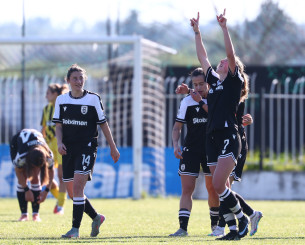 Ο ΠΑΟΚ κέρδισε την ΑΕΚ κι έκανε το πρώτο βήμα για τον τελικό του Κυπέλλου στο ποδόσφαιρο γυναικών