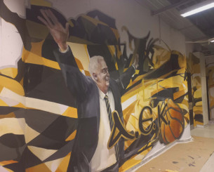 Ο Σάκοτα δεσπόζει στα αποδυτήρια της Sunel Arena