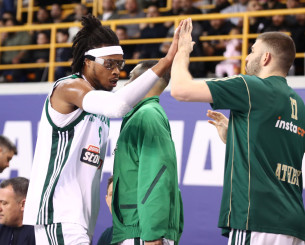 Εκτός αποστολής για τον Παναθηναϊκό ο Χολμς - Ποιους άλλους «έκοψε» ο Αταμάν