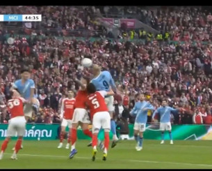 H μεγάλη ευκαιρία του Χάαλαντ να ανοίξει το σκορ στον τελικό (video)