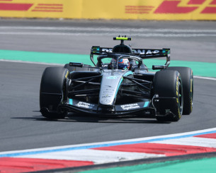 Ο Αντονέλι πήρε την pole position στη Σαγκάη και έγραψε ιστορία