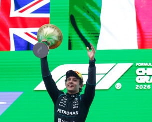 Ο Αντονέλι έγραψε ιστορία: Είναι 19 ετών και έγινε ένας από τους νεότερους νικητές της F1