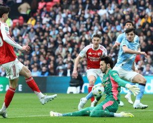 Κρατάει το... μηδέν για τη Σίτι ο Τράφορντ - Mεγάλη ευκαιρία για την Άρσεναλ με Σακα (video)