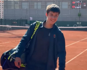 «Σαρώνει» στα κορτ και ο μικρός Αλκαράθ - «Λάμπουν» τα τέσσερα αδέρφια (video)