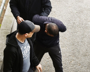 Δολοφονία στην Καλαμαριά: Τι αναφέρει η ιατροδικαστική έκθεση για τον 23χρονο κατηγορούμενο (video)