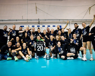 Ο ΠΑΟΚ πήρε το πρώτο του τρόπαιο στα 100 χρόνια ζωής - Η «χρυσή» βίβλος στο χάντμπολ