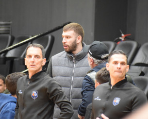 Ο Ρογκαβόπουλος στον Άγιο Θωμά για το Μαρούσι - Μύκονος