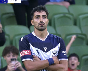 Ο Βέργος τρελαίνει την Αυστραλία - Πέτυχε νέο εντυπωσιακό γκολ και οδηγεί την Μέλμπουρν Βίκτορι (video)