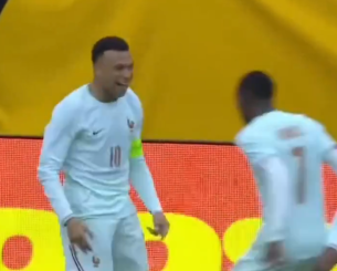 Το υπέροχο γκολ του Εμπαπέ άνοιξε το σκορ για τη Γαλλία κόντρα στη Βραζιλία (video)