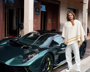 Ο Τσιτσιπάς αγόρασε μια σπάνια Aston Martin αξίας 1 εκατομμυρίου ευρώ