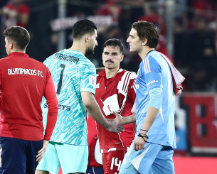 Η απόλυτη σύγκριση – Τζολάκης ή Στρακόσια; Ποιος ξεχώρισε στα γκολπόστ