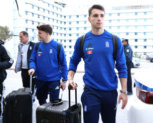 Η Εθνική Ελλάδας «πέταξε» για Βουδαπέστη ενόψει του φιλικού με την Ουγγαρία (photos, video)