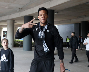 Αποθέωση στο «Μακεδονία» για τους θριαμβευτές του ΠΑΟΚ (video)