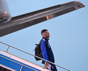 Η σπάνια κίνηση του πιλότου πριν «πετάξει» η Εθνική ομάδα