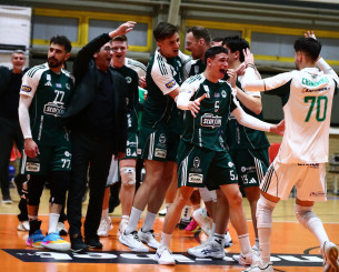 Τα highlights του θριάμβου του Παναθηναϊκού κόντρα στον Ολυμπιακό στον τρίτο ημιτελικό των play offs