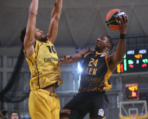 Άρης - ΑΕΚ: Τα highlights από την νίκη του «Αυτοκράτορα»