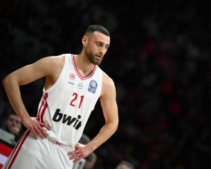 Νετζήπογλου: «Χαρούμενος γιατί βοηθώ την ομάδα μου - Κάθε μέρα είναι μάθημα για μένα»