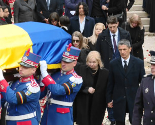 Eκατοντάδες κόσμου στην κηδεία του Μιρτσέα Λουτσέσκου - Στο πλευρό του Ραζβάν οι άνθρωποι του ΠΑΟΚ (photos)