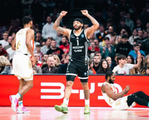 Τι είπε ο Καρλίκ Τζόουνς για τις άλλες ομάδες που επικοινώνησαν μαζί του πριν υπογράψει με την Παρτίζαν