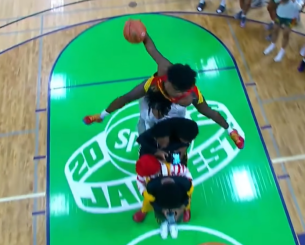 Like father, like son: Ο Τζάκσον Ρίτσαρντσον δεν έχει μόνο το όνομα αλλά και τη χάρη του πατέρα του (video)