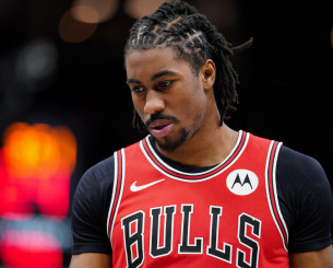 «Ο Θεός μου γιάτρεψε το γόνατο»: Η ιστορία του NBAer και η... μάχη μεταξύ πίστης και καριέρας