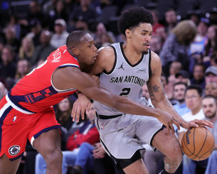 Οι Θάντερ ισοπέδωσαν τους Λέικερς, το σερί καλά κρατεί για τους Σπερς