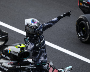 Σπάει τα κοντέρ ο Αντονέλι: Έγινε ο νεότερος οδηγός στην ιστορία της F1 που ηγείται του πρωταθλήματος