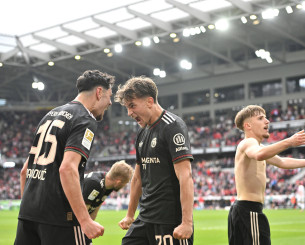 «Μηχανή» των γκολ: H Μπάγερν έφτασε τα 100 γκολ στη Bundesliga και ετοιμάζεται να σπάσει ιστορικό ρεκόρ