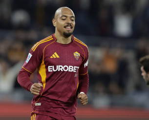 Ο Μάλεν «υπέγραψε» με χατ τρικ τη νίκη της Ρόμα με την Πίζα