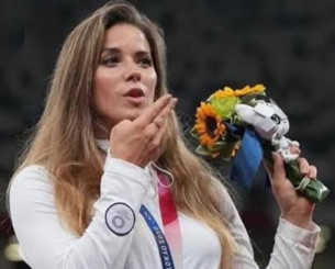 Μεγαλείο ψυχής: «Ασημένια» Ολυμπιονίκης πούλησε το μετάλλιό της για να σώσει τη ζωή ενός μικρού αγοριού