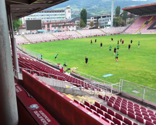 «Μου προσέφεραν χρήματα, αυτοκίνητα και δύο τόνους πέλετ για να το νοικιάσω»– Το διαμέρισμα οπαδού που έγινε viral