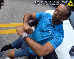 Εγινε κι αυτό - Το πόλο μπλουζάκι που φορούσε ο Τάιγκερ Γουντς κατά τη σύλληψή του έγινε viral και εξαντλήθηκε