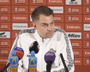 Ο βοηθός που απέκλεισε την ΄Άρσεναλ - Ποιος είναι ο 33χρονος προπονητής Τόντα Έκερτ