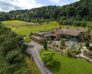 «Τύφλα να ‘χει του Κριστιάνο»: Ένας άλλος θρύλος της Μάντσεστερ έχει την πιο χλιδάτη βίλα (video)