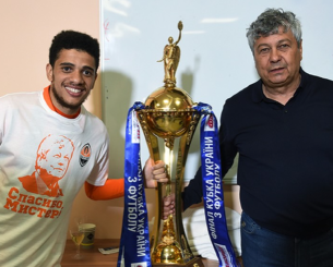 Το σπαρακτικό αντίο του Τάισον στον Μιρτσέα Λουτσέσκου: «Σε ευχαριστώ για όλα πατέρα, σ΄ αγαπώ»