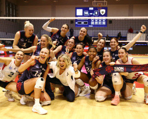 Ο ΖΑΟΝ πριν έναν χρόνο βρισκόταν στην Pre League και τώρα διεκδικεί τον τίτλο της Volley League Γυναικών