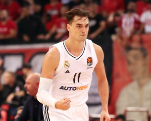 Χεζόνια: «Ο Ολυμπιακός ήταν η καλύτερη ομάδα της regular season, αλλά...»