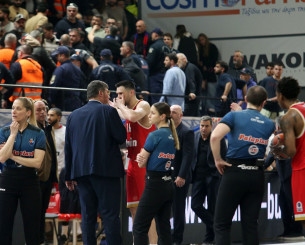 Τιμωρία μίας αγωνιστικής στον Πανιώνιο για ρίψη καρέκλας στο παιχνίδι με Ολυμπιακό