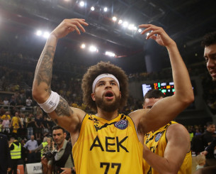 Ατόφιος ηγέτης: Ο Χάντερ Χέιλ πήρε στις πλάτες του την ΑΕΚ και την έστειλε Final 4