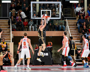 «Στα ραντάρ της Μπαρτσελόνα ο Παπαγιάννης»